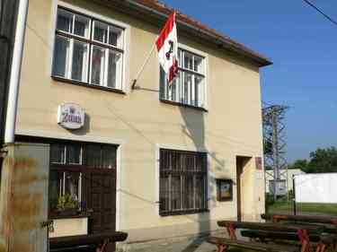 dům